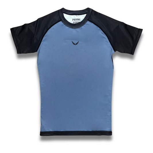 R06. Rashguard short sleeve - Muted Blue/Black