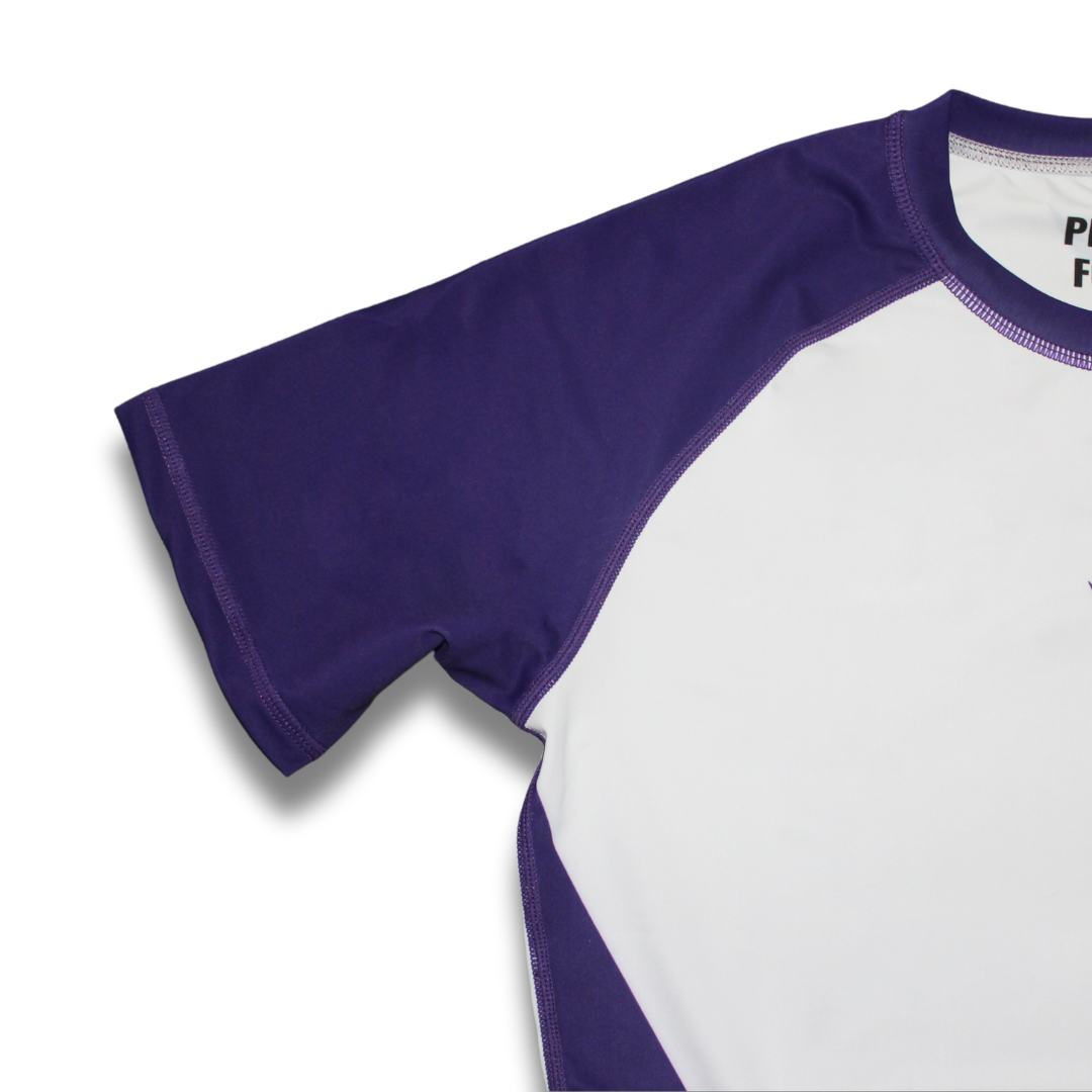 R04. Rashguard short sleeve - White/Purple