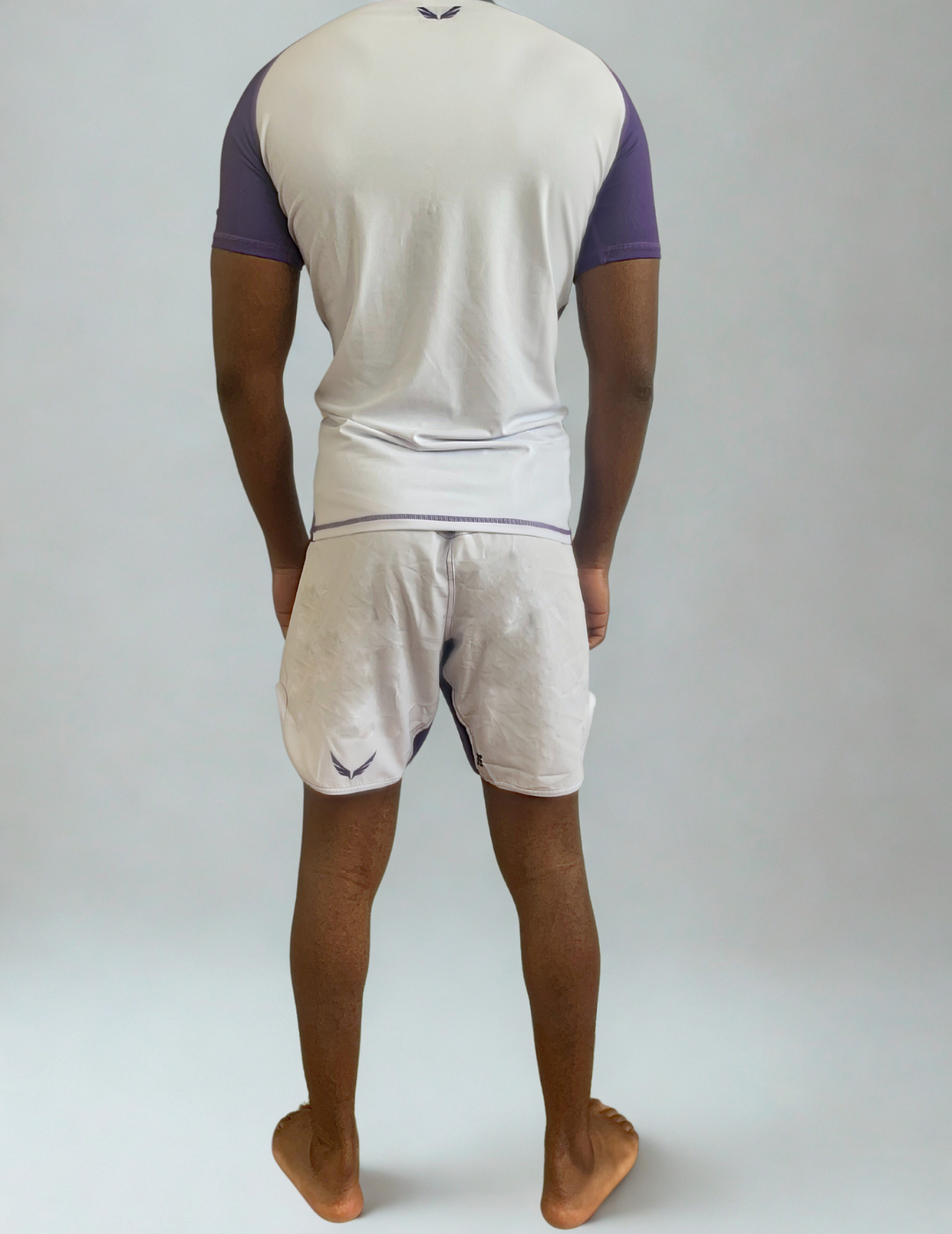 R04. Rashguard short sleeve - White/Purple